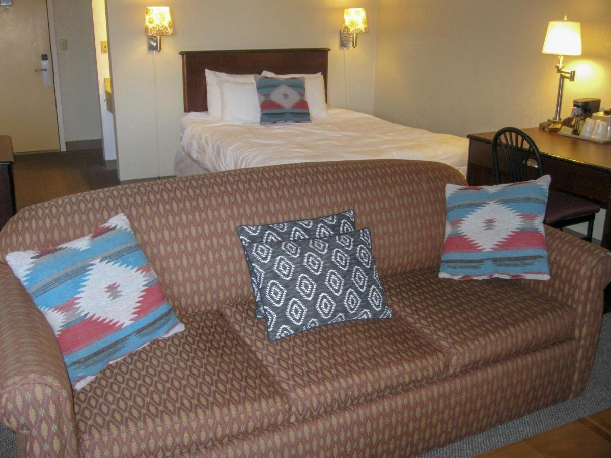 Cedar Hill Lodge Saint Ignace Ngoại thất bức ảnh