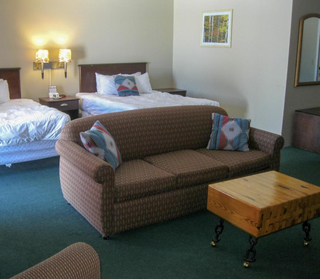 Cedar Hill Lodge Saint Ignace Ngoại thất bức ảnh