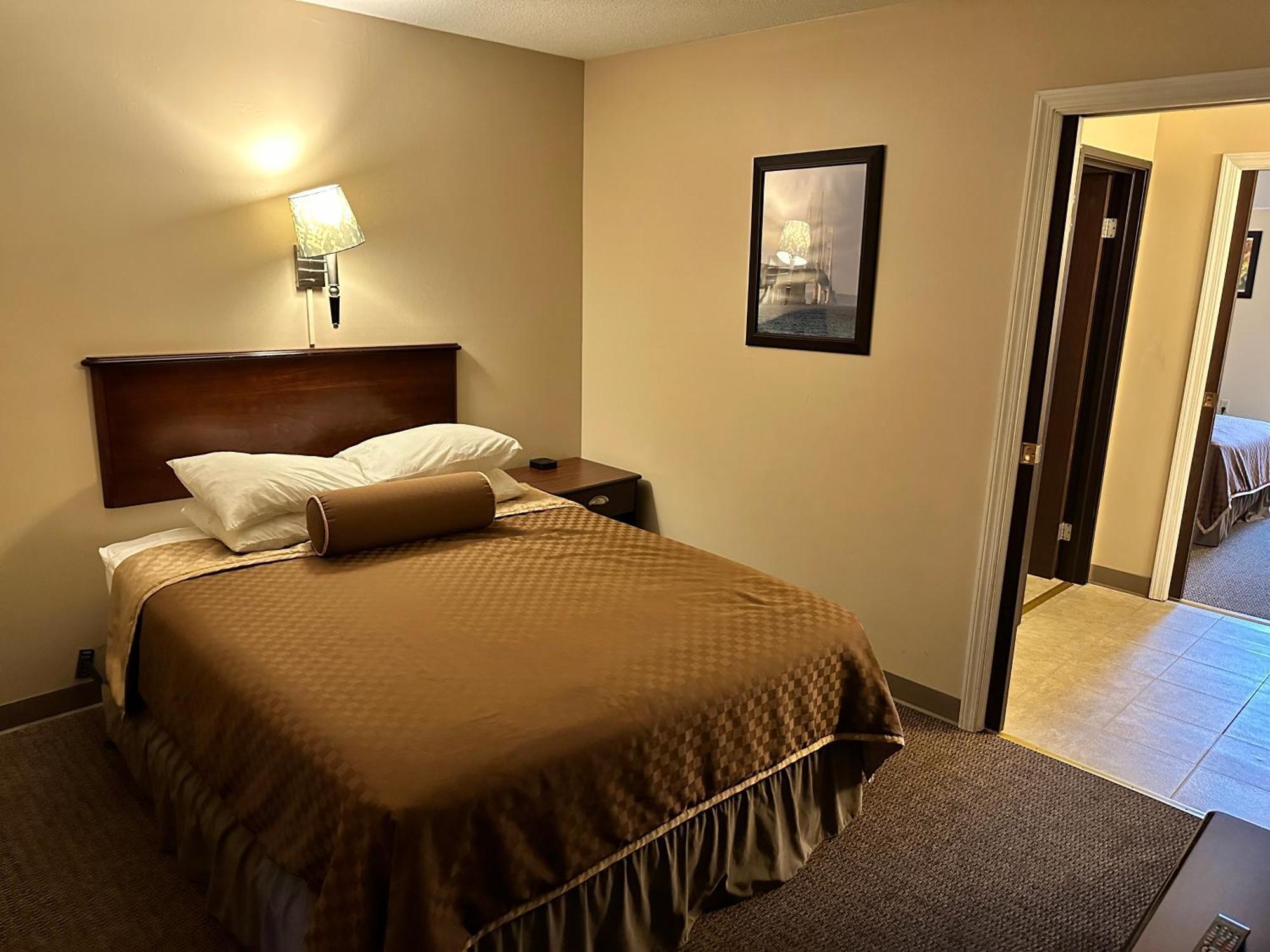 Cedar Hill Lodge Saint Ignace Ngoại thất bức ảnh