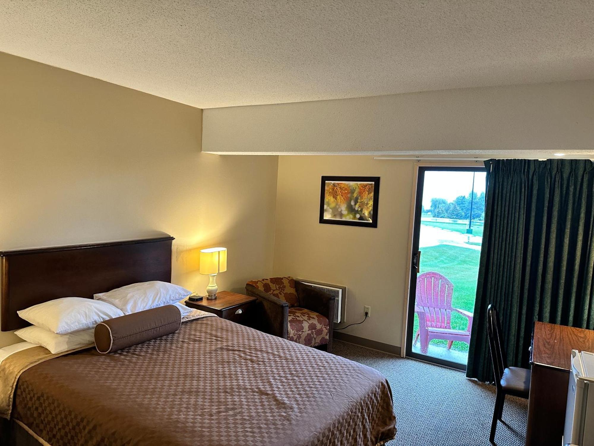 Cedar Hill Lodge Saint Ignace Ngoại thất bức ảnh