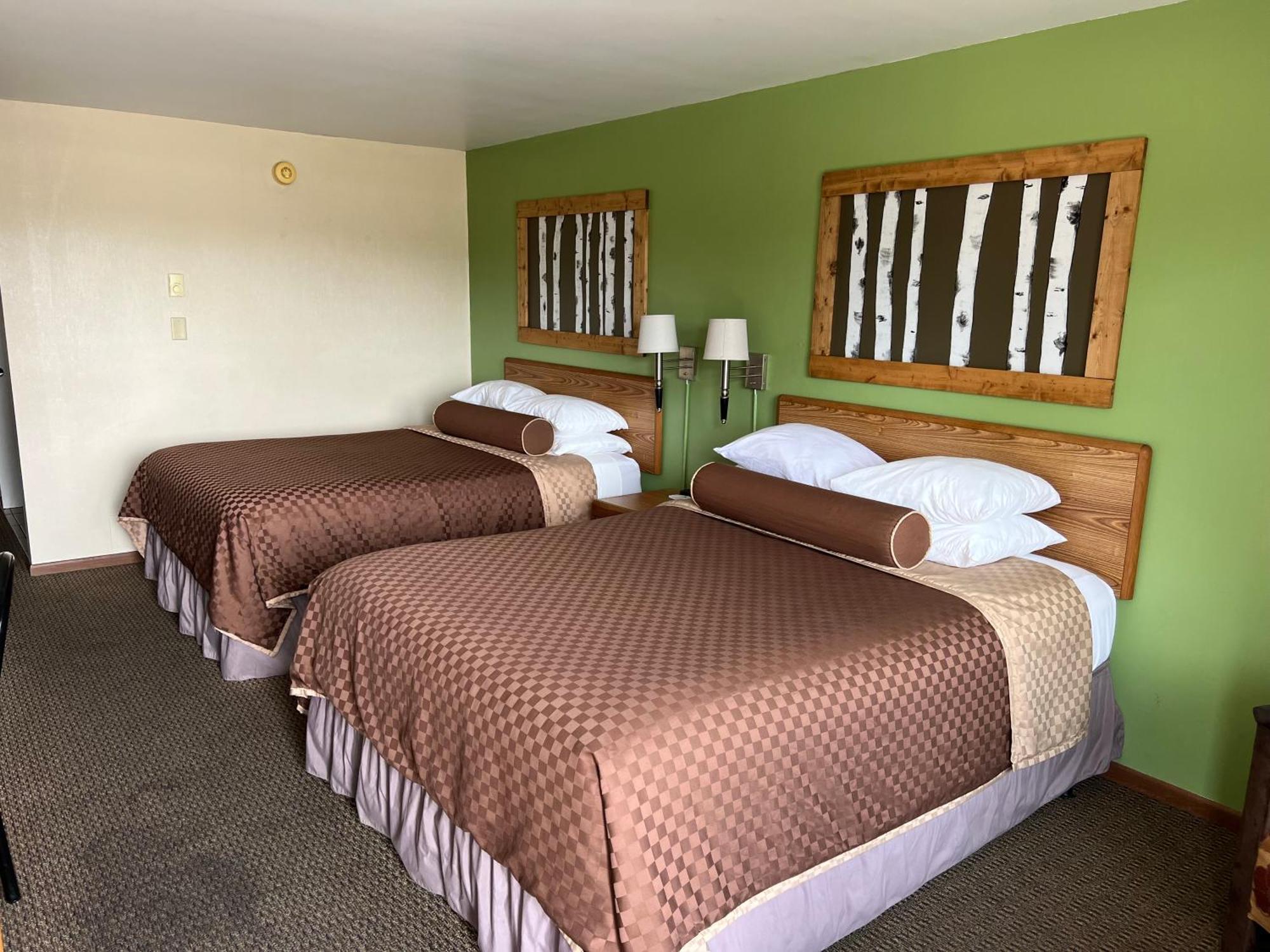Cedar Hill Lodge Saint Ignace Ngoại thất bức ảnh